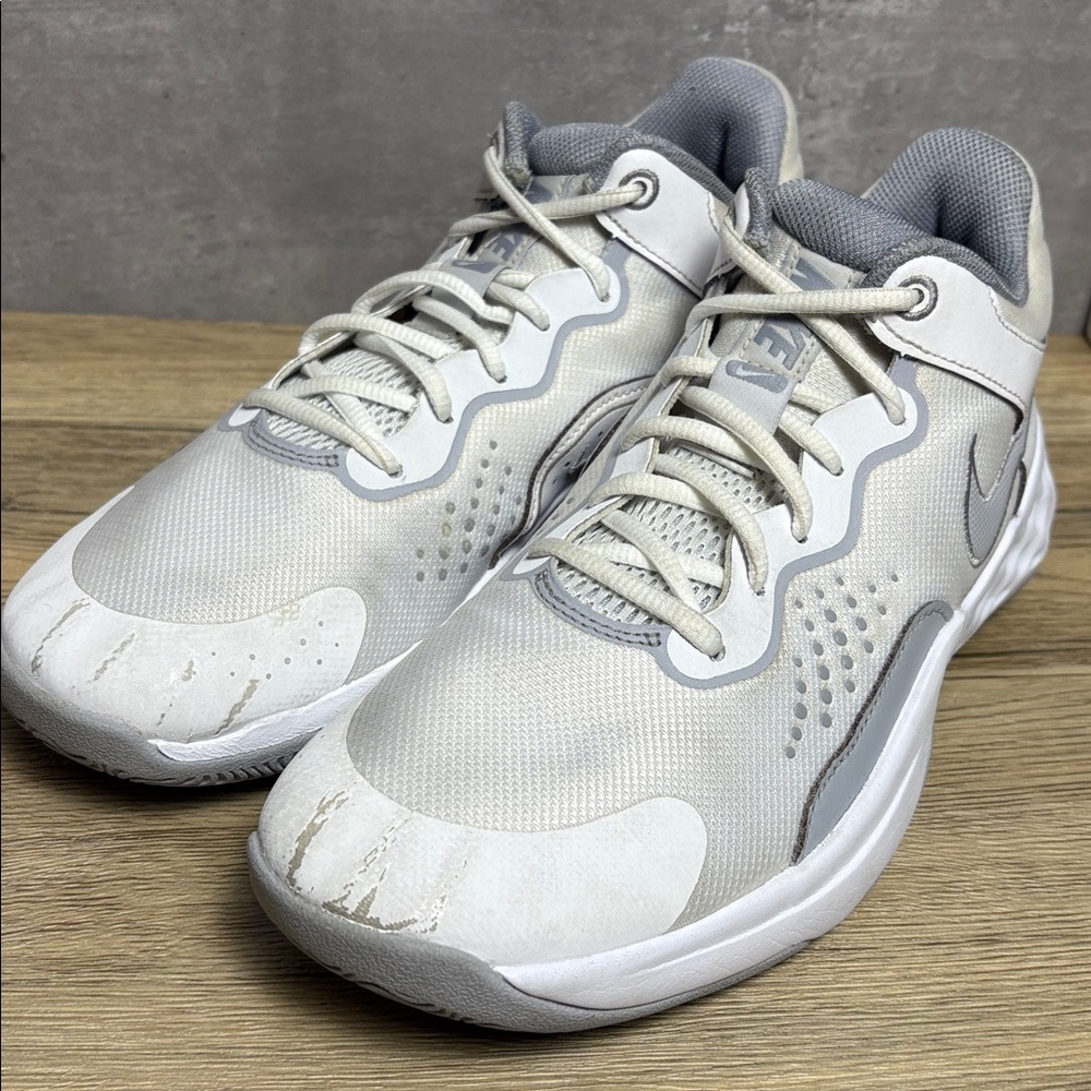Nike | Fly.by Mid 3 Court Shoes - Picture 2 of 9